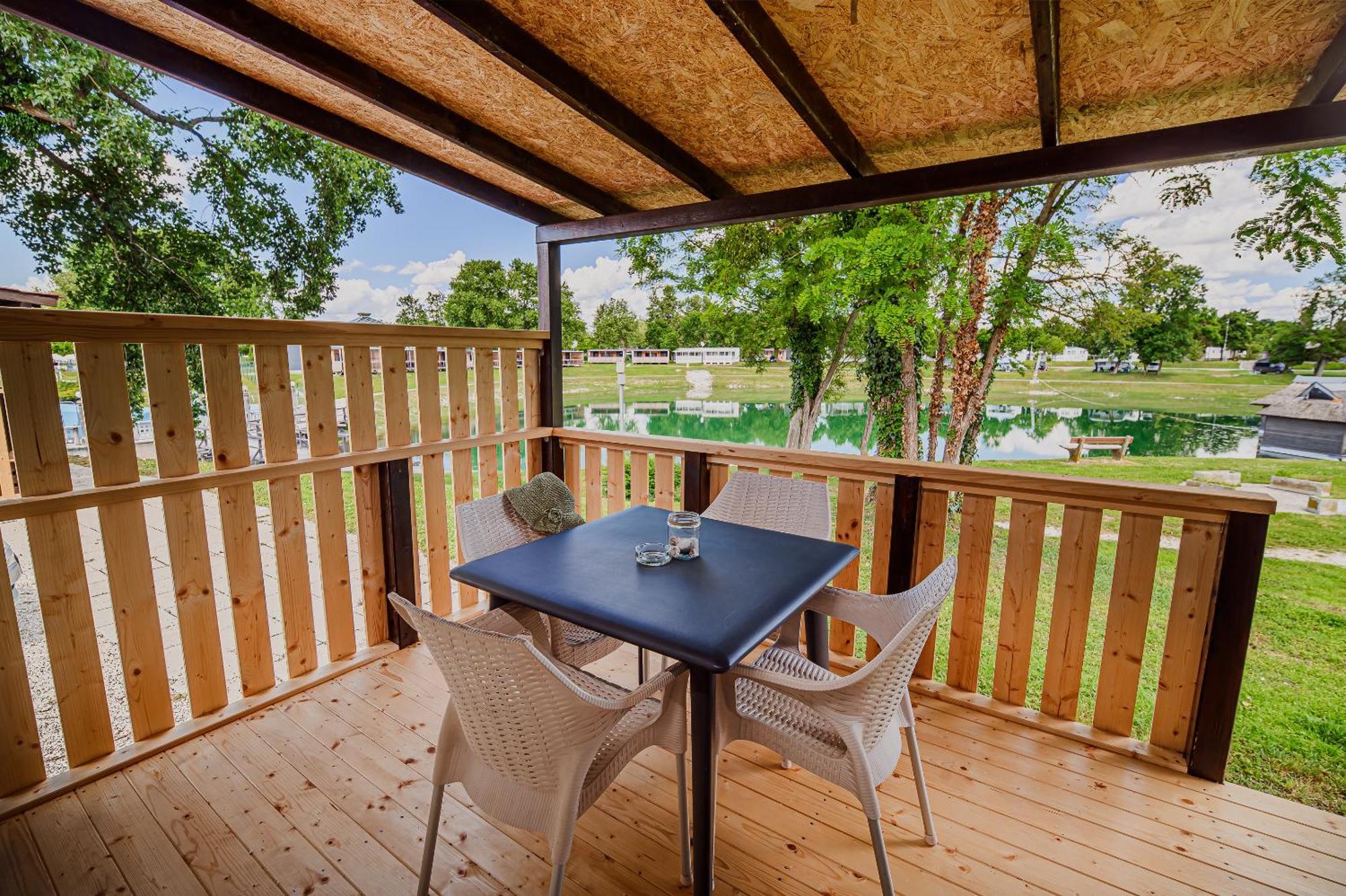 Lake View Mobile Homes With Thermal Riviera Tickets In Terme Catez Catez ob Savi Exterior photo